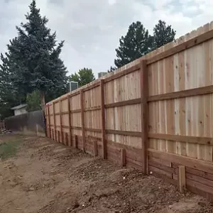 privacy-fence-retaining-wall